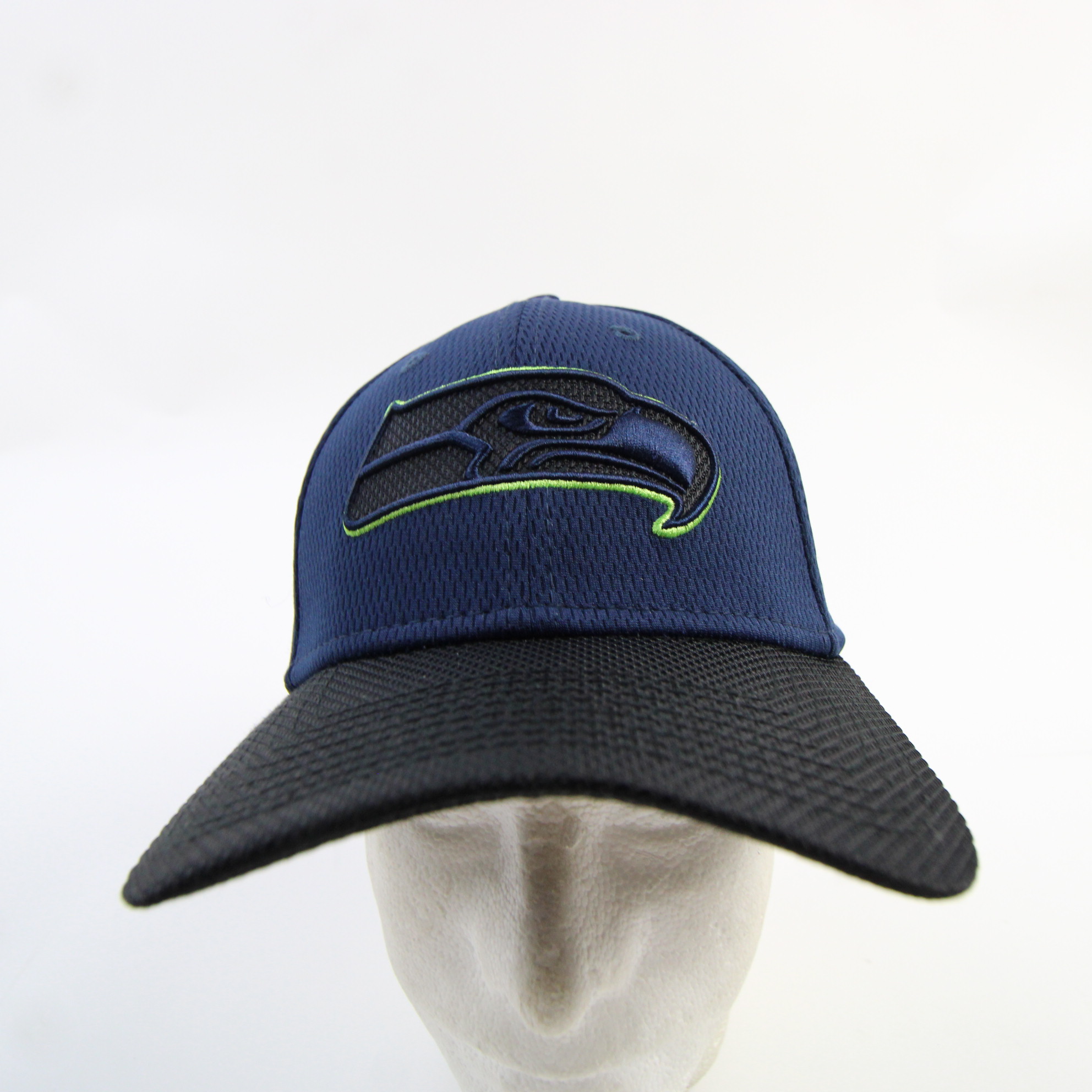 Seattle Seahawks New Era 39THIRTY Fitted Hat Unisex Gray/Navy used MD/LG