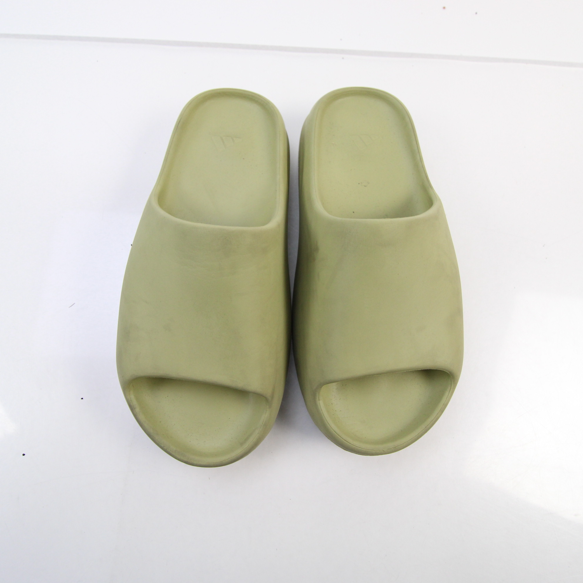 Forud type hund fremsætte adidas Yeezy Sandals Flip Flops Men's Green Used | eBay