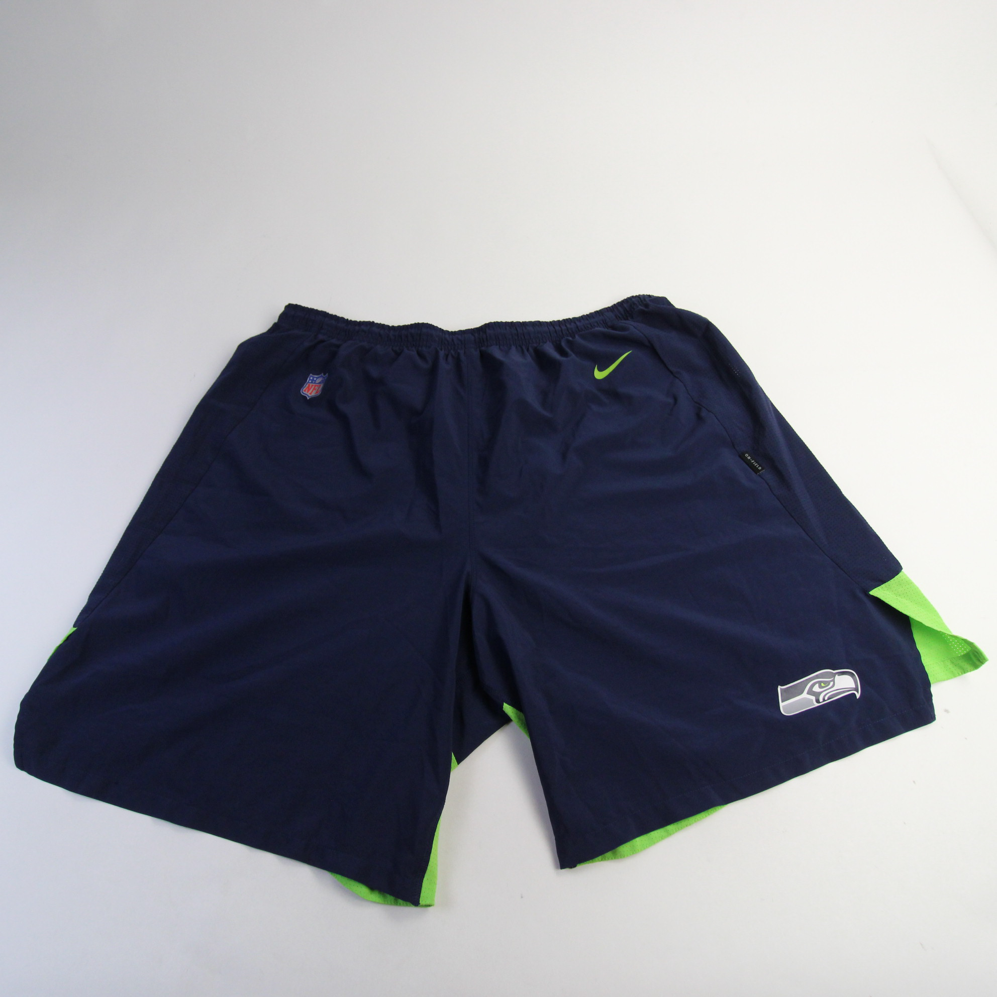 SEATTLE SEAHAWKS - Nike Onfield Apparel Dri-Fit Shirt (S, L & XXL