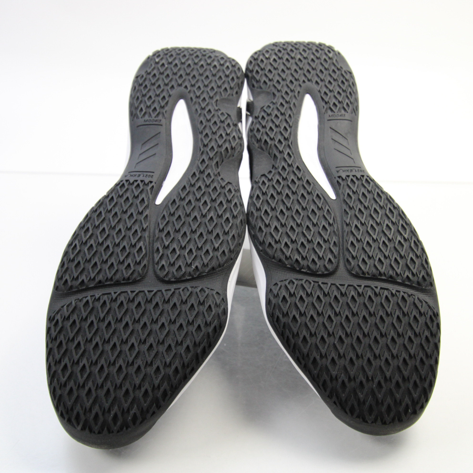 adidas Basketball Shoe Men's Black/White New without Box
