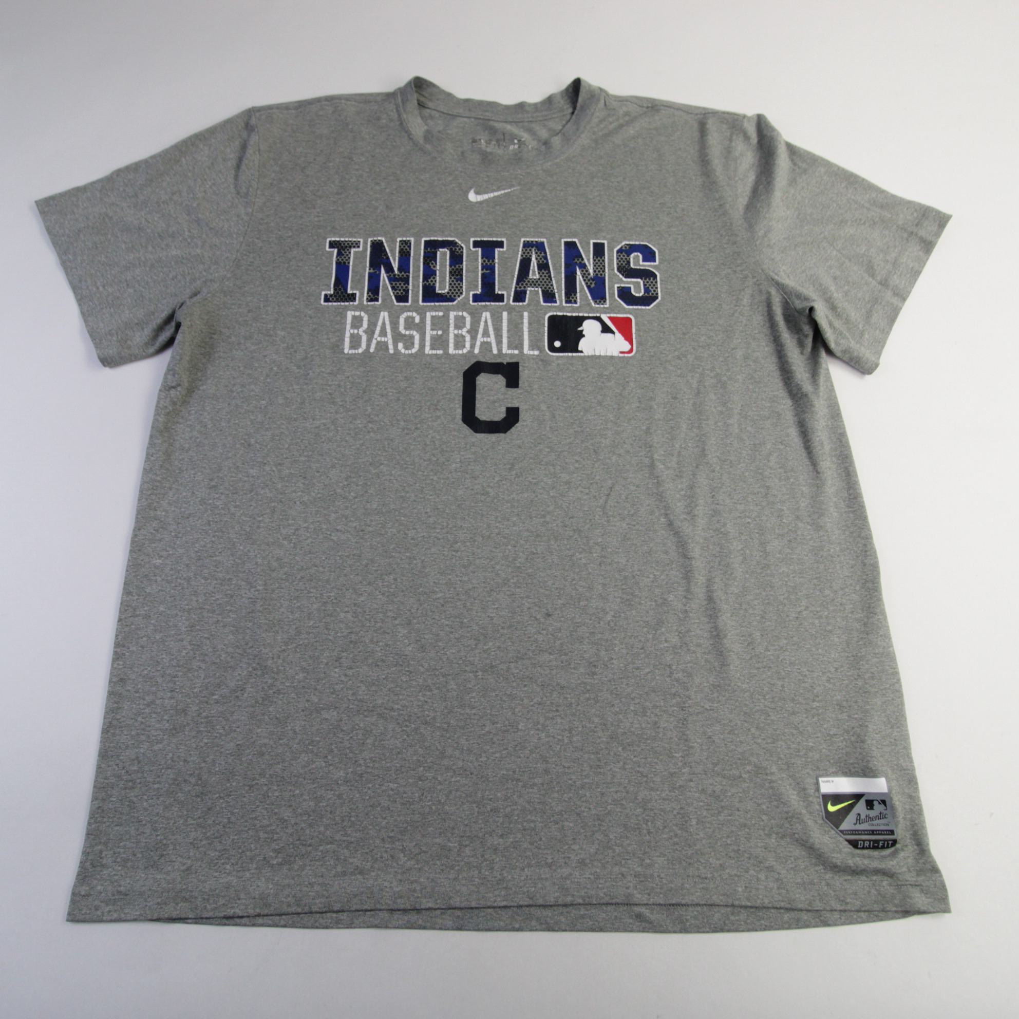Men's Cleveland Indians Nike White Authentic Collection Team Performance T- Shirt